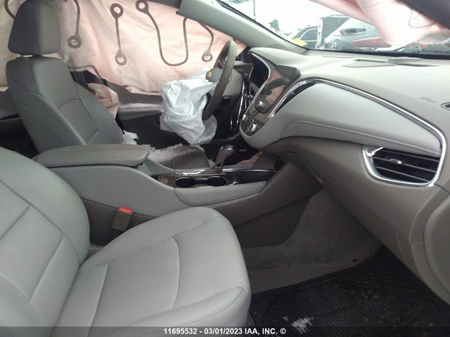 1G1ZE5SX9KF140895 Chevrolet Malibu