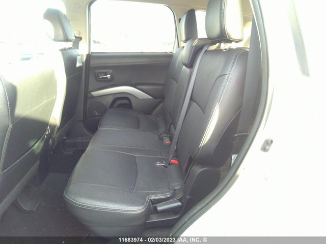 JA4JT5AX8DU603209 Mitsubishi OUTLANDER GT
