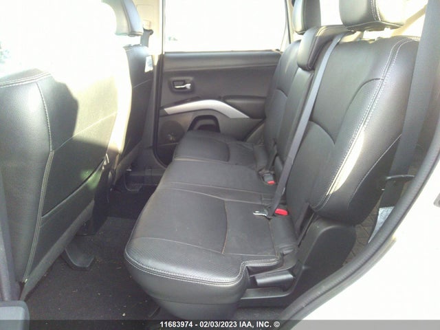 JA4JT5AX8DU603209 Mitsubishi OUTLANDER GT
