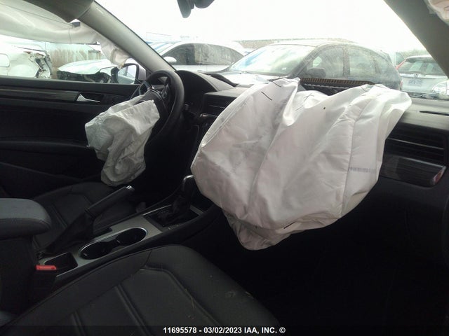 1VWBA7A35MC010337 Volkswagen Passat Highline