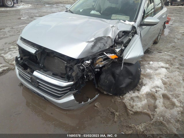 1VWBA7A35MC010337 Volkswagen Passat Highline