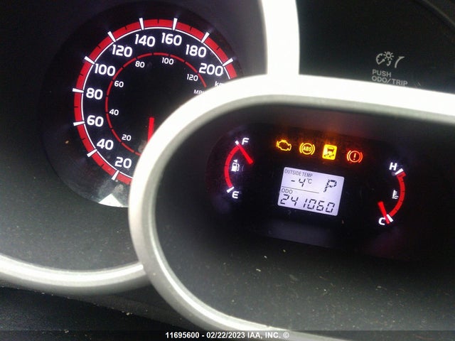 Toyota Matrix Wagon 2014 2T1KU4EE7EC133750 Image 9