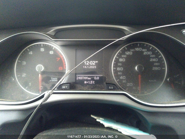 WAUDFCFL6DN012064 Audi A4 PREMIUM