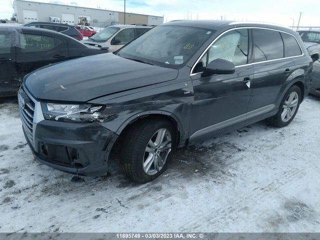 WA1WAAF7XHD026346 Audi Q7 Technik S-line