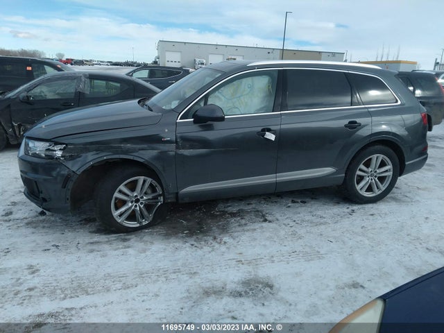 WA1WAAF7XHD026346 Audi Q7 Technik S-line