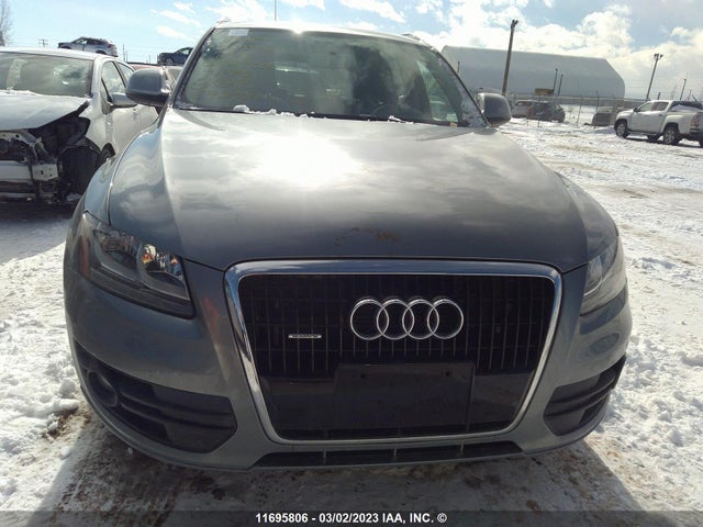 WA1CKCFPXAA029556 Audi Q5 PREMIUM