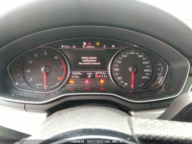 WAULMAF47HN046082 Audi A4 Ultra Premium Plus