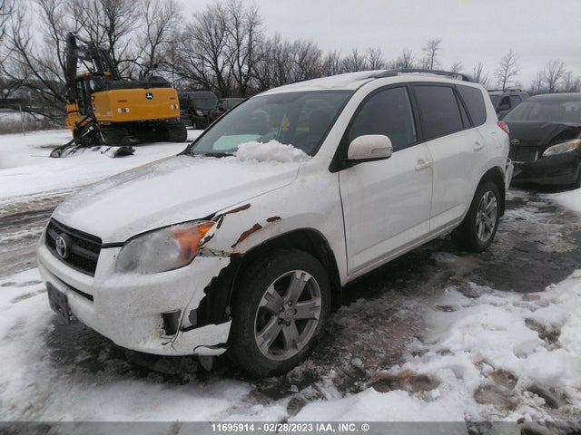 Toyota RAV4 2011 2T3BF4DV7BW122146 Image 2