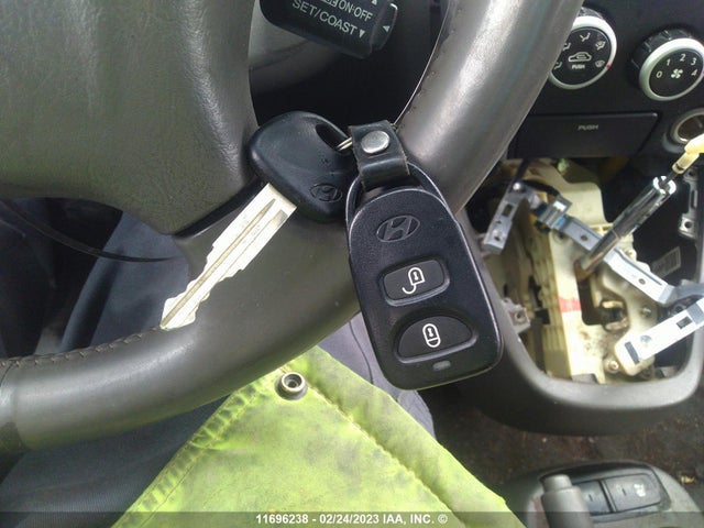 Hyundai Tucson Gl 2006 KM8JM12D66U320743 Image 3