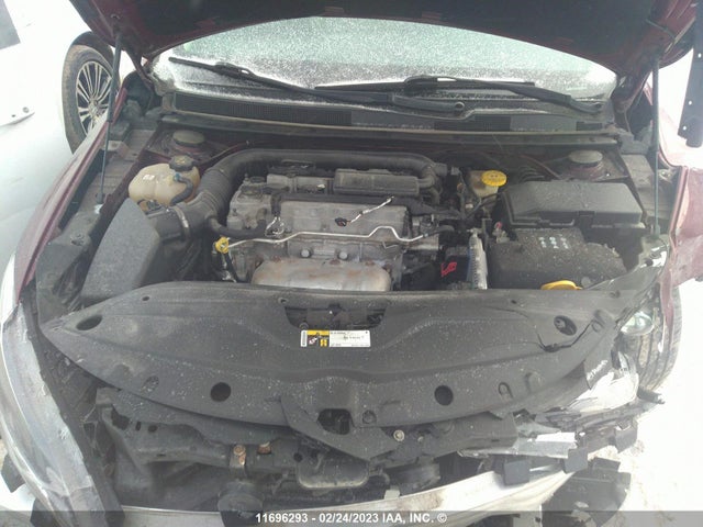 1C3CCCFB6GN119249 Chrysler 200 LX