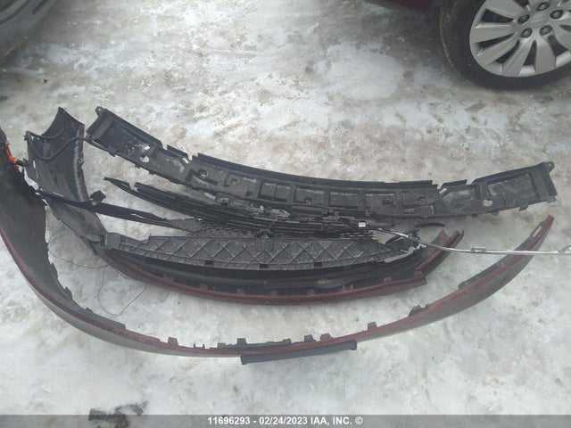 1C3CCCFB6GN119249 Chrysler 200 LX