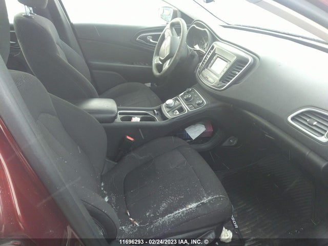 1C3CCCFB6GN119249 Chrysler 200 LX