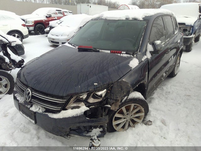 WVGJV7AX7FW563946 Volkswagen Tiguan S/se/sel/r-line