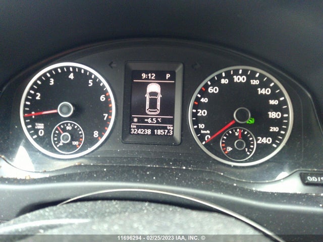 WVGJV7AX7FW563946 Volkswagen Tiguan S/se/sel/r-line