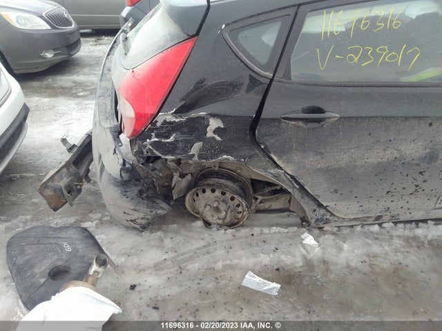 Hyundai ACCENT SE 2016 KMHCT5AE1GU239017 Image 8
