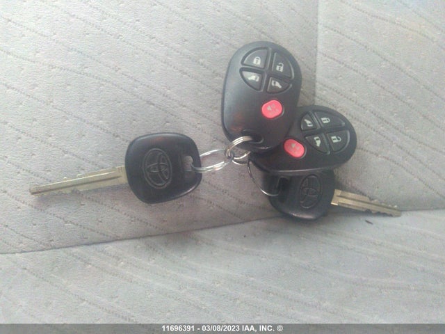 Toyota SIENNA LE 2016 5TDKK3DC0GS705316 Image 3