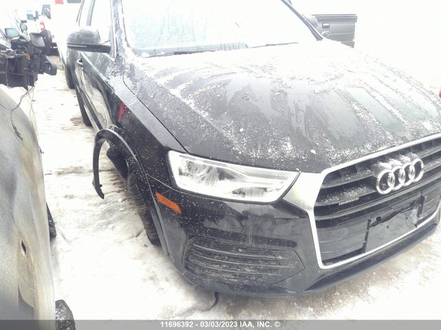 WA1JCCFS3JR022670 Audi Q3 Premium Plus