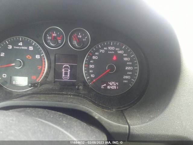 WAUNFCFM8BA063163 Audi A3 PREMIUM