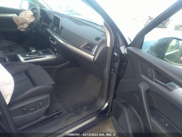 WA1CNAFY9K2075332 Audi Q5 Prestige