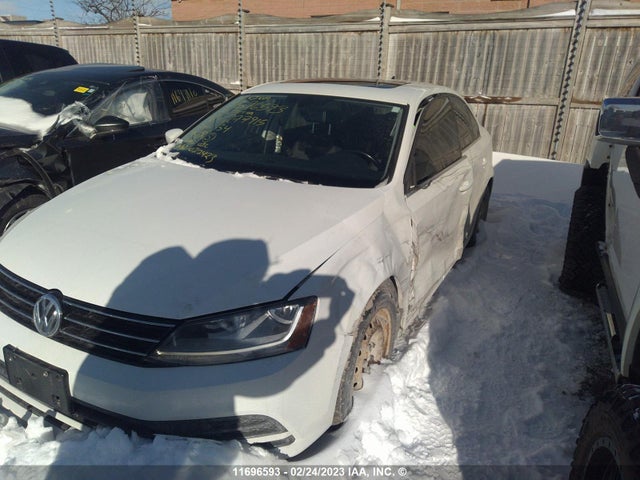 3VWDB7AJ4HM277915 Volkswagen JETTA SE