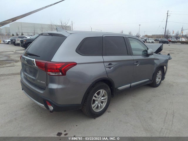 JA4AZ2A37HZ606976 Mitsubishi Outlander Es