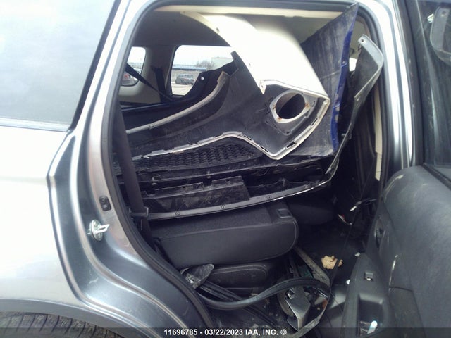 JA4AZ2A37HZ606976 Mitsubishi Outlander Es