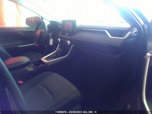 Toyota RAV4 LE 2020 2T3B1RFV8LC129635 Image 6