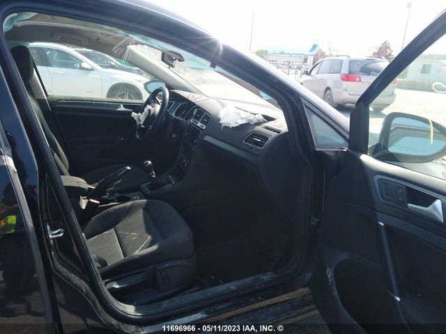 Volkswagen GOLF S/SE 2019 3VWW57AU1KM026951 Image 6