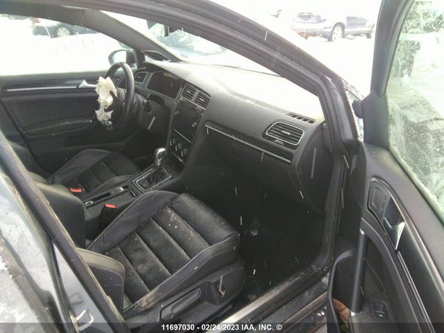 WVWVF7AU7JW145159 Volkswagen Golf R
