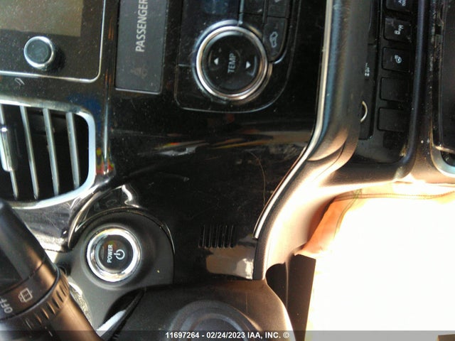 JA4J24A58JZ609330 Mitsubishi Outlander Se/gt