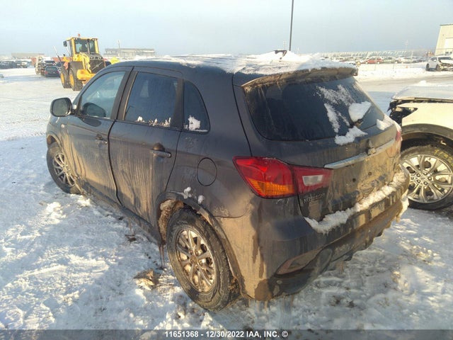 JA4AJ3AU8JU600208 Mitsubishi RVR SE