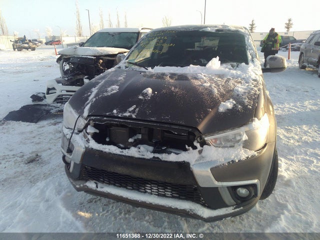 JA4AJ3AU8JU600208 Mitsubishi RVR SE