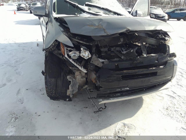 JA4JZ3AX4GZ603704 Mitsubishi Outlander Se/sel