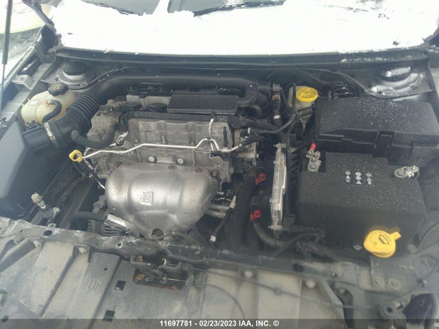1C3CCCFB5GN197277 Chrysler 200 LX