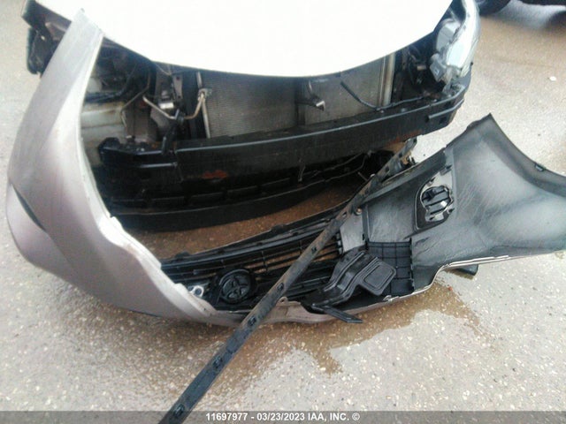 Toyota COROLLA 2014 2T1BURHE8EC059117 Image 4