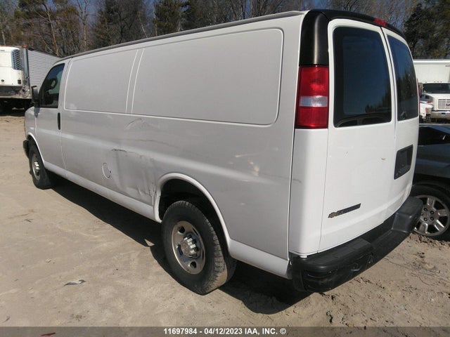 Chevrolet Express G2500 2020 1GCWGBFP4L1156398 Image 3