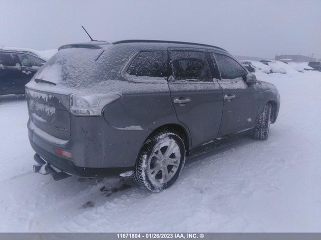 JA4JZ4AXXEZ604374 Mitsubishi OUTLANDER GT