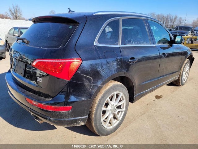 WA1CKCFP7BA002042 Audi Q5 PREMIUM