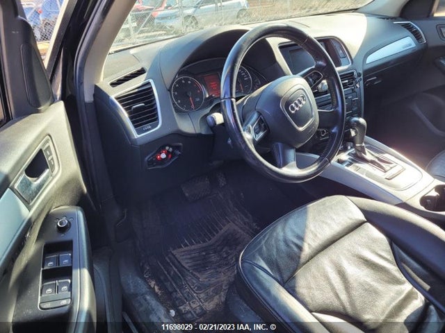 WA1CKCFP7BA002042 Audi Q5 PREMIUM