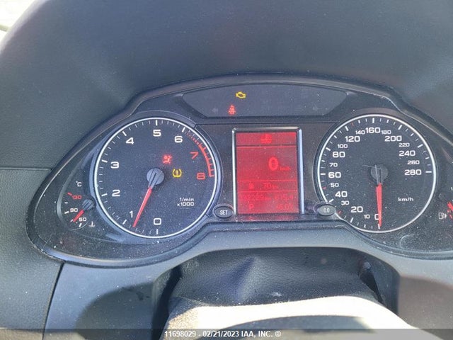 WA1CKCFP7BA002042 Audi Q5 PREMIUM