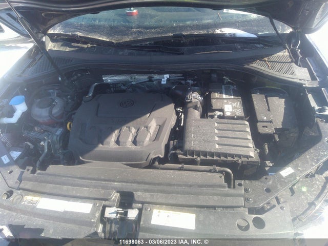 3VV4B7AXXNM144273 Volkswagen TIGUAN