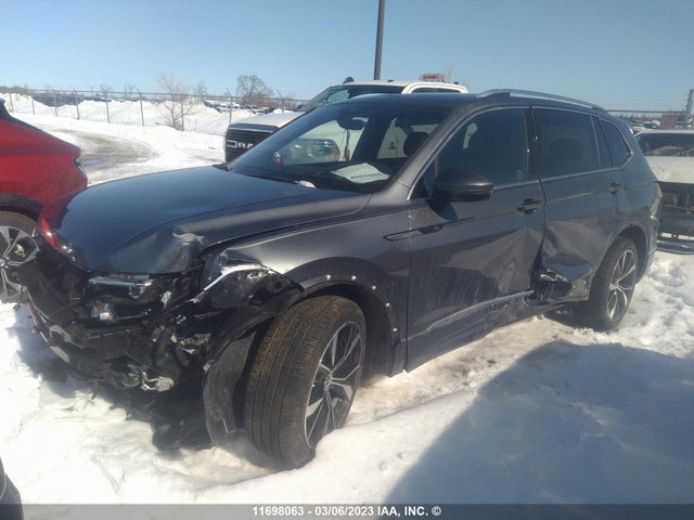 3VV4B7AXXNM144273 Volkswagen TIGUAN