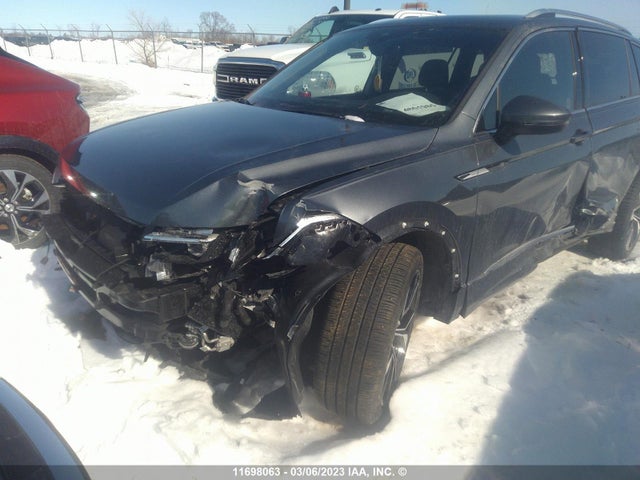 3VV4B7AXXNM144273 Volkswagen TIGUAN