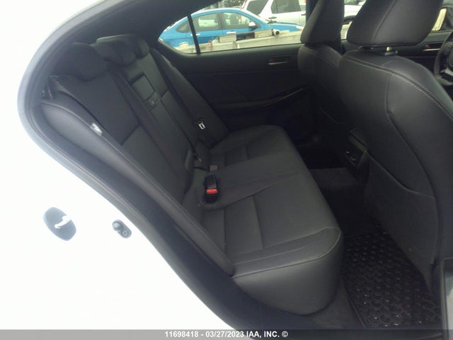 JTHC81F29N5049971 Lexus IS 300
