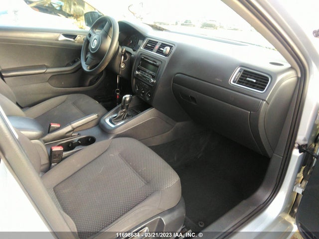3VW2K7AJ7DM407753 Volkswagen JETTA S