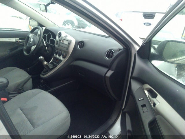 Toyota Corolla Matrix S 2010 2T1KE4EE1AC033330 Image 5