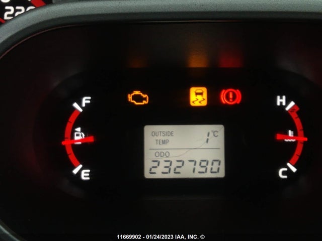 Toyota Corolla Matrix S 2010 2T1KE4EE1AC033330 Image 7