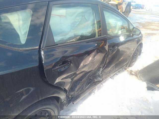 Toyota PRIUS V 2016 JTDZN3EU1GJ041618 Image 7