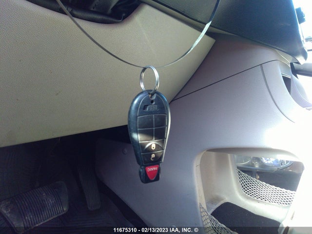 Dodge Grand Caravan Crew 2013 2C4RDGDG5DR671235 Image 3
