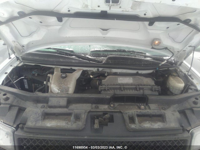 Chevrolet Express G2500 2020 1GCWGBFP2L1173118 Image 10